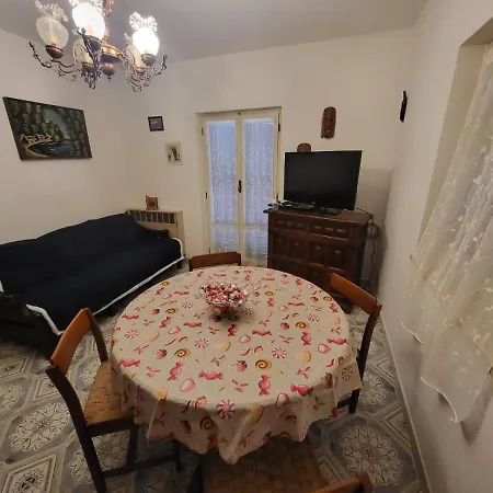 Villa Cinghiala * Giannella